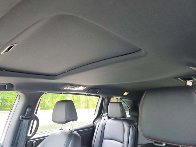 Used 2025 Honda Odyssey Van
