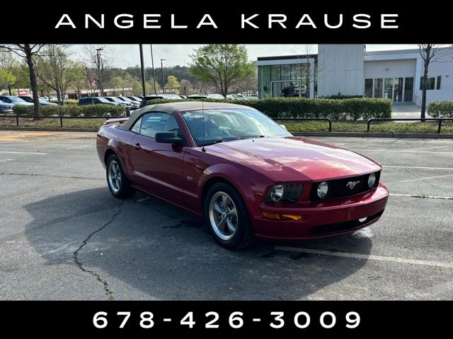 2006 Ford Mustang GT Deluxe photo