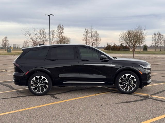 2024 Lincoln Nautilus Reserve