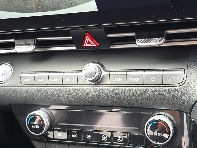 2023 Hyundai Elantra Limited:45809A