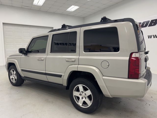 used 2009 Jeep Commander car, priced at $6,995