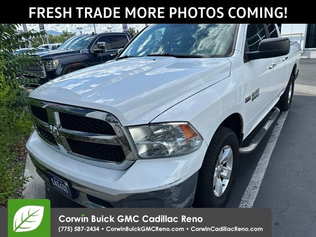 Bright White Clearcoat 2014 RAM 1500 Pickup Truck Four-Wheel Drive 8-Speed Automatic