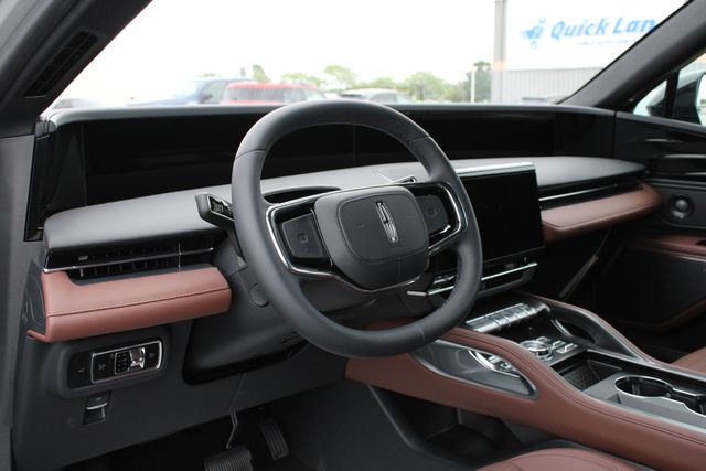New 2026 Gray Lincoln Reserve image 2
