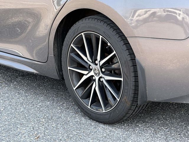 Used 2022 Gray Toyota SE image 12
