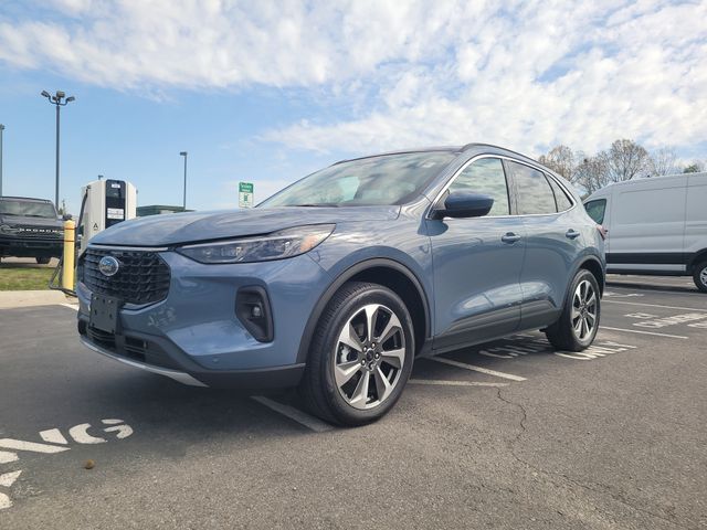 2025 Ford Escape Hybrid Platinum AWD