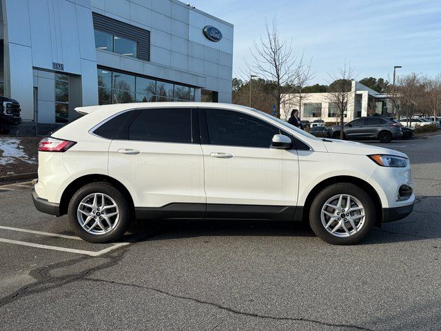 2023 Ford Edge SEL photo