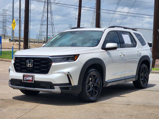 2025 Honda Pilot Touring  at Community Honda
