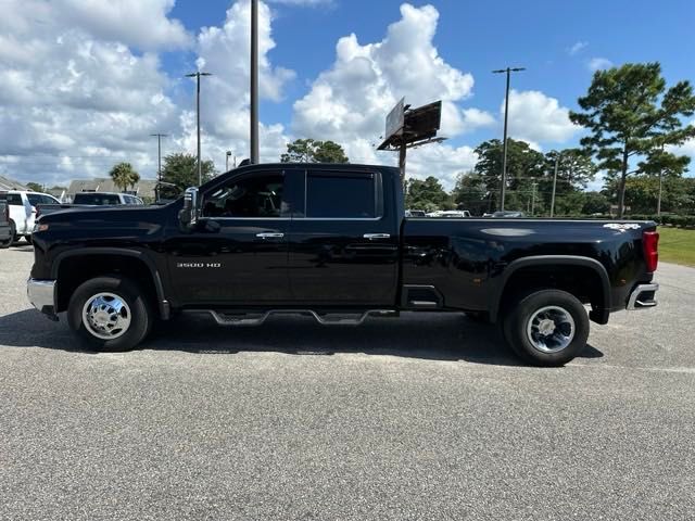 2024 Chevrolet Silverado 3500HD LTZ 2