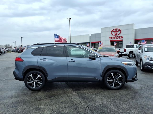 View vehicle photo 2