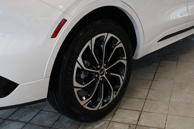 New 2026 White Lincoln Reserve image 30