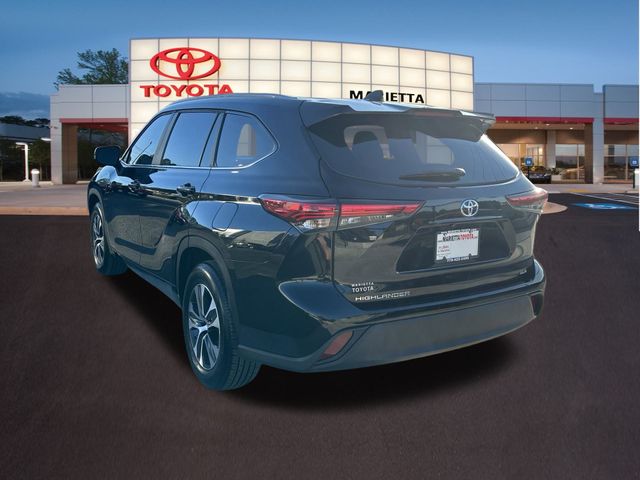 2023 Toyota Highlander XLE 31