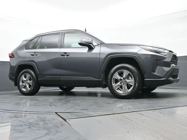 2023 Toyota RAV4 XLE 39