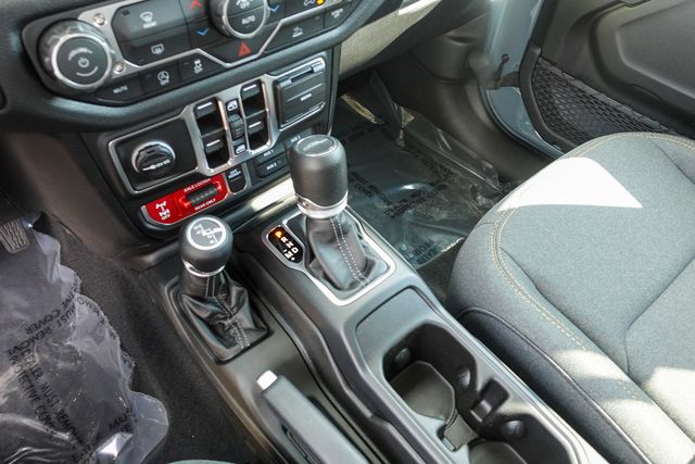 new 2025 Jeep Gladiator car, priced at $44,625