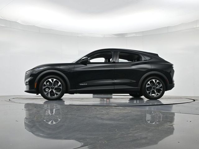 New 2026 Black Ford Select image 36