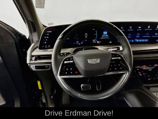 Used 2026 Cadillac VISTIQ SUV