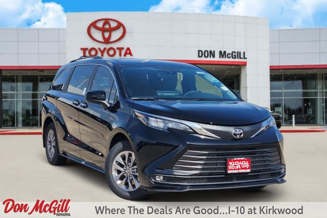 Midnight Black Metallic 2026 Toyota Sienna Minivan Front-Wheel Drive Continuously Variable Transmission