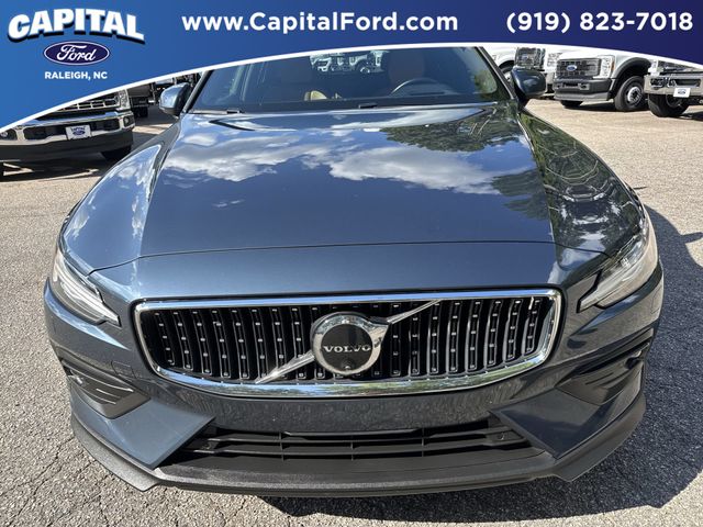 Used 2024 Blue Volvo Ultimate image 10