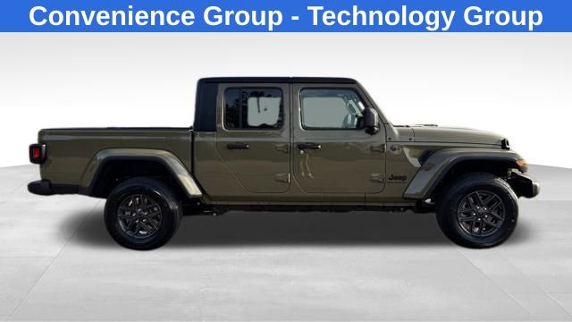 new 2025 Jeep Gladiator car, priced at $40,525