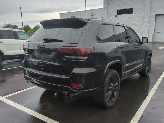 Used 2019 Black Jeep Altitude image 10