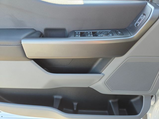 New 2026 Ford Super Duty F-350 Crew Cab 8' Box XLT