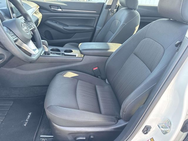 2025 Nissan Altima 2.5 SV White at Ross Downing Buick GMC
