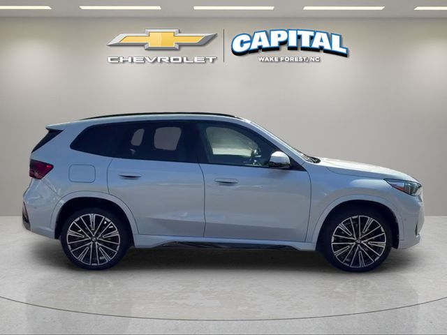 Used 2024 White BMW xDrive28i image 7