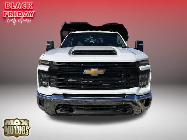 2024 Chevrolet Silverado 3500HD Work Truck 2