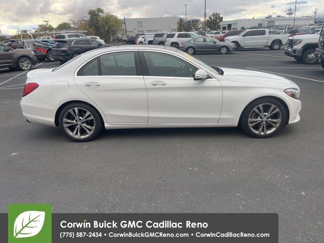 2015 Mercedes-Benz C-Class C 300 27