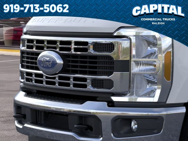 New 2026 White Ford XLT image 19