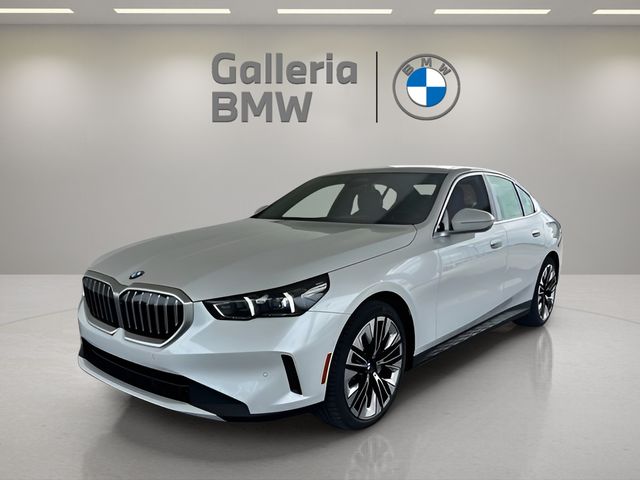 2026 BMW 5 Series 530i's photo