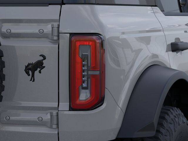 New 2026 Avalanche Gray Ford Outer Banks image 23