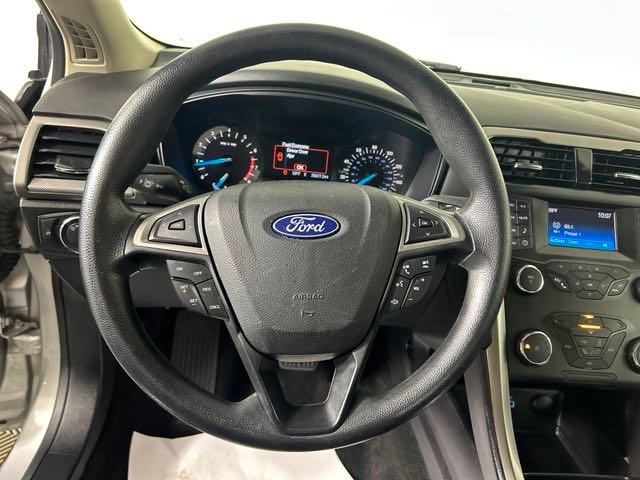 2019 Ford Fusion S 20