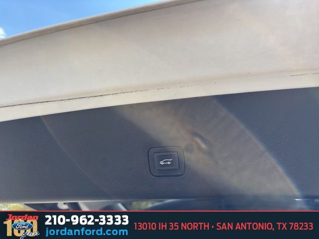 Used Car 2018 Chevrolet Traverse  Lt For Sale Under $15,000 In San Antonio, Texas