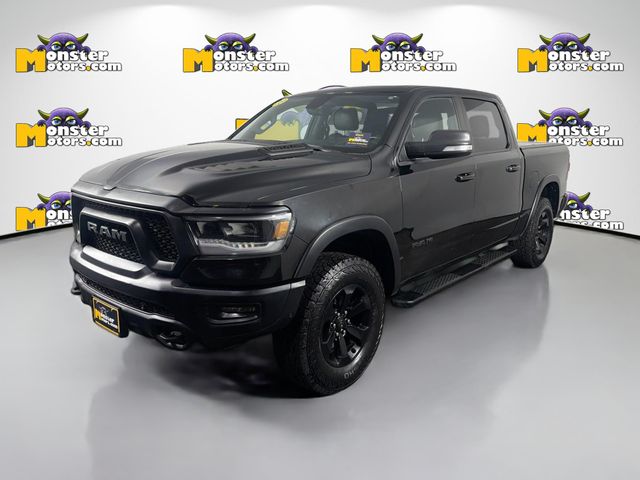Diamond Black Crystal Pearlcoat 2020 RAM 1500 Pickup Truck Four-Wheel Drive 8-Speed Automatic