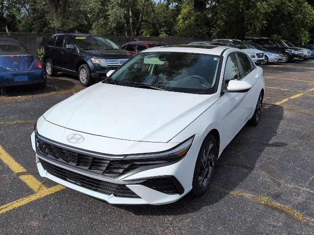 2025 Hyundai Elantra SEL Convenience