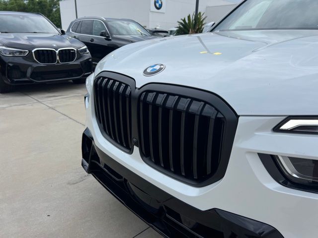 Used 2025 BMW X7 40i with VIN 5UX23EM00S9W86061 for sale in Diberville, MS