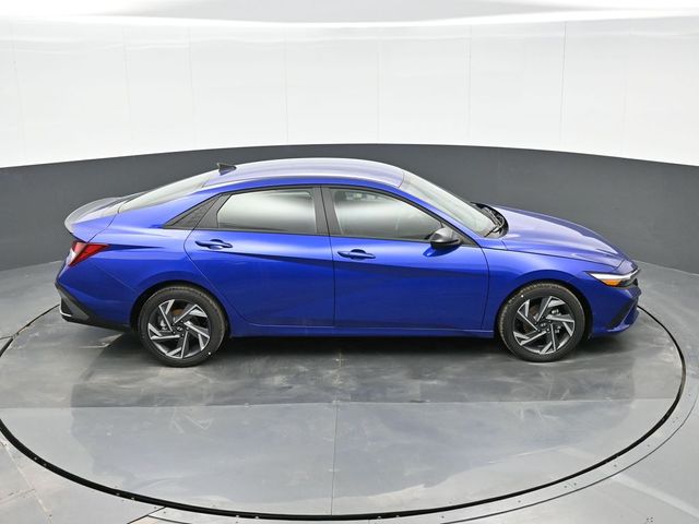 2025 Hyundai Elantra SEL 28