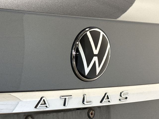 2022 Volkswagen Atlas Cross Sport 3.6L V6 SE w/Technology Gray at Bob Ruth Ford