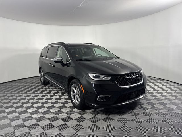 Used 2023 Chrysler Pacifica For Sale in Indianapolis, IN