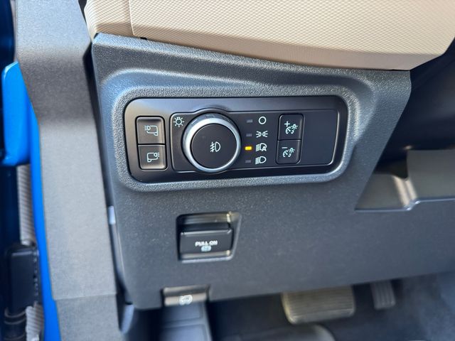 Used 2023 Blue Ford Wildtrak image 23