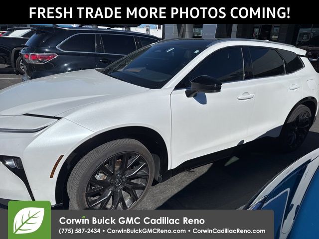 2025 Toyota Crown Signia Limited AWD