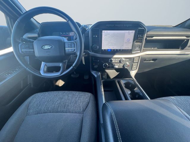 Used 2024 Black Ford XLT image 10