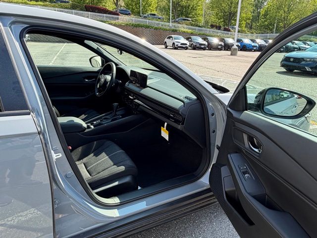 new 2026 Honda Accord Hybrid car, priced at $33,972