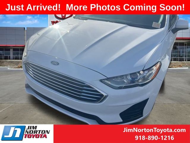 2020 Ford Fusion Hybrid SE 2