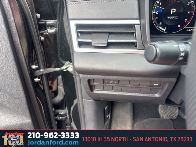 Used Car 2023 Mitsubishi Outlander  Se For Sale Under $25,000 In San Antonio, Texas