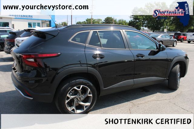 Used 2025 Chevrolet Trax SUV