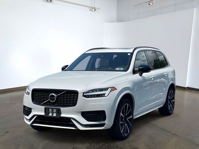 Crystal White Metallic 2023 Volvo XC90 Recharge T8 Ultimate Dark Theme eAWD SUV / Crossover All-Wheel Drive Automatic