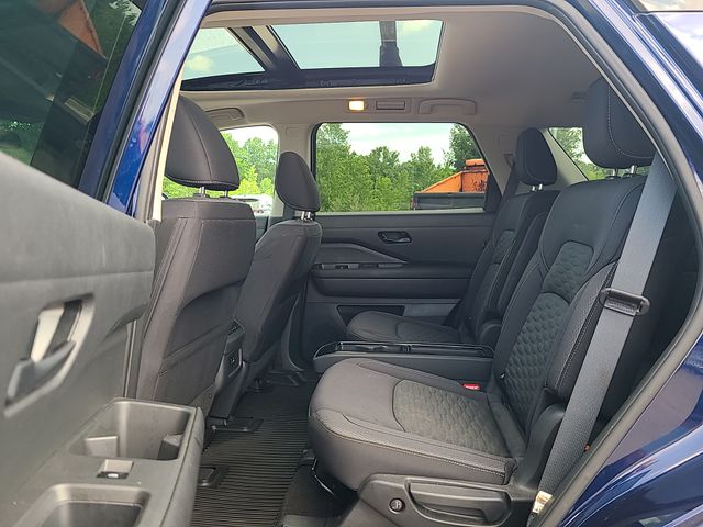 Used 2023 Nissan Pathfinder SUV
