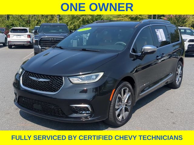 Used 2022 Chrysler Pacifica Van