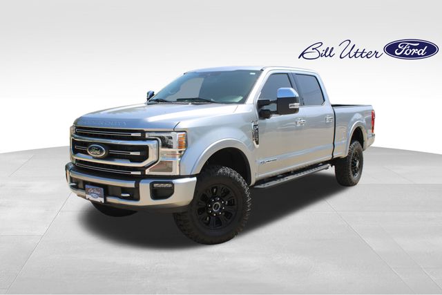 Iconic Silver Metallic 2022 Ford F-250 Super Duty Pickup Truck Four-Wheel Drive Automatic